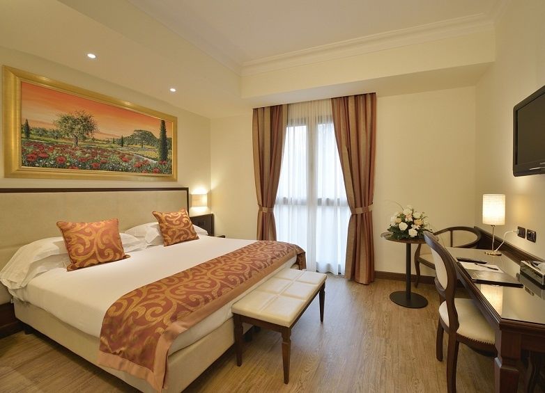 Hotel Athena Сієна Екстер'єр фото